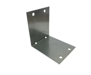 Kątownik ocynk 110x110x2,0 mm L=90 mm z sześcioma otworami ∅ 8,5 mm